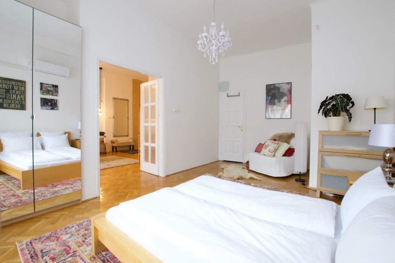 Standard Apartment By Hi5 - Madach Imre 1 Budapešť Exteriér fotografie